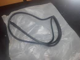SUZUKI 84611-65J00-000 - MOLDURA PARABRISAS