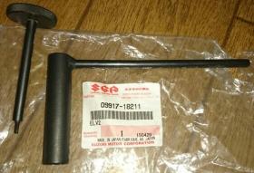 SANTANA 09917-18211 - LLAVE AJUSTADOR DE TAQUE