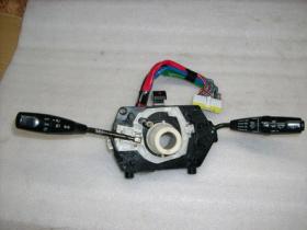 SANTANA 37400-77E50 - CONJ.INTERRUPTOR VT.7 M.CH.