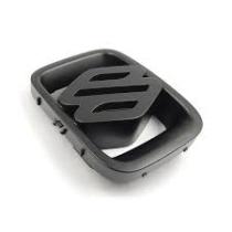 SANTANA 72111-81A00-5PK - EMBELLECEDOR DEL. CENT.(NEGRO)