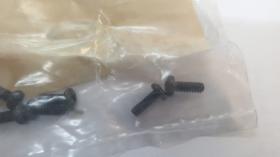 LAND ROVER MUC1707 - TORNILLO